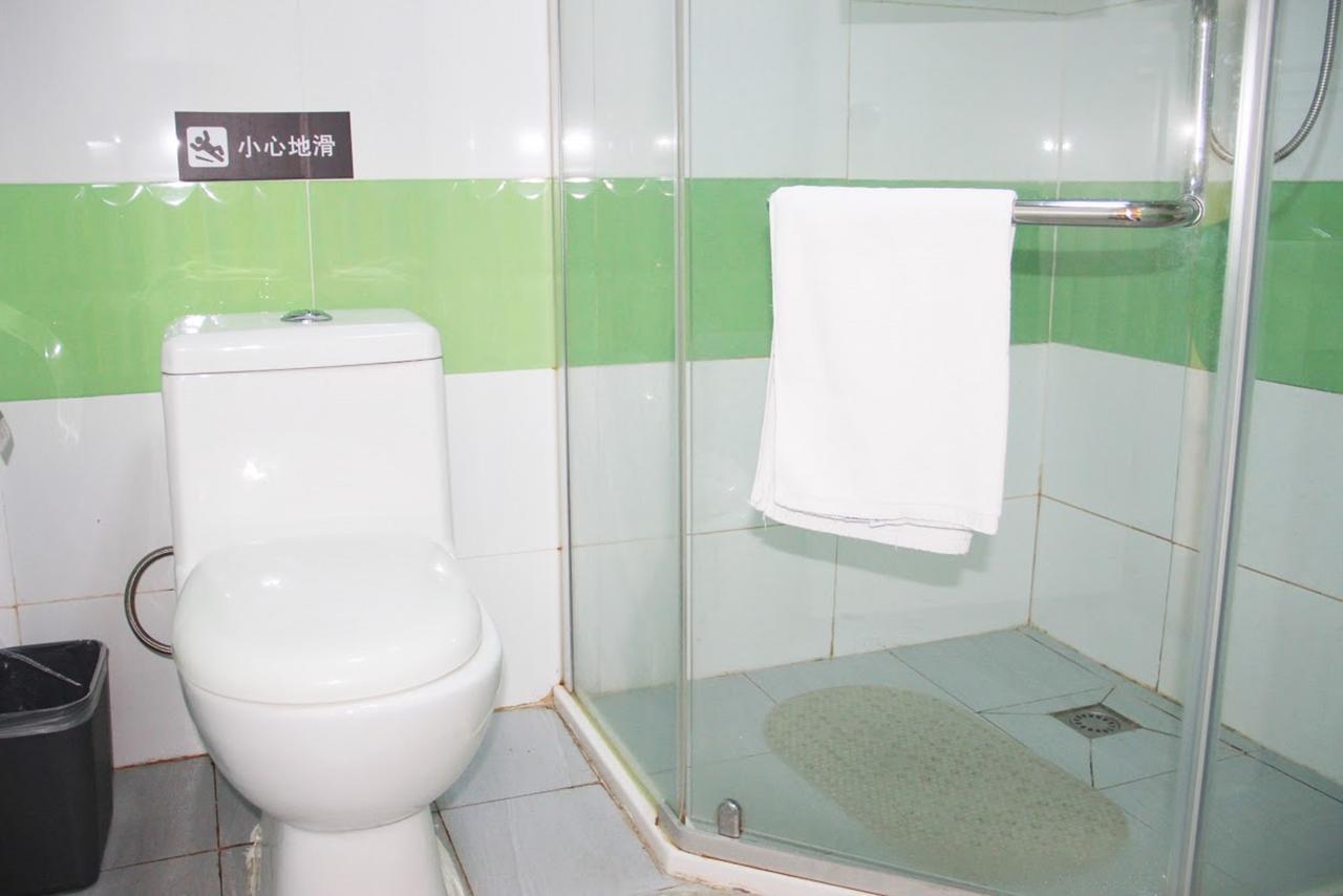 7Days Inn Ezhou Wuchang Avenue Dongjiang International Exterior photo